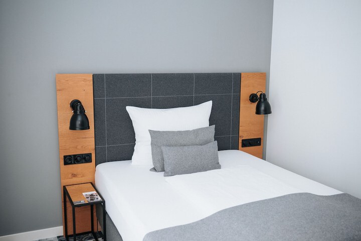 Room 29 of 84