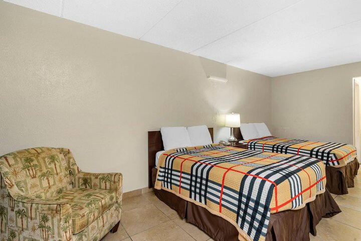 Room 20 of 26