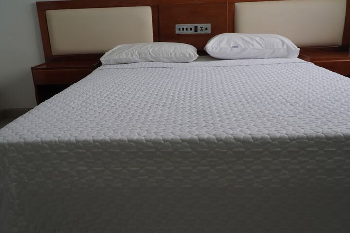 Room 5 of 30