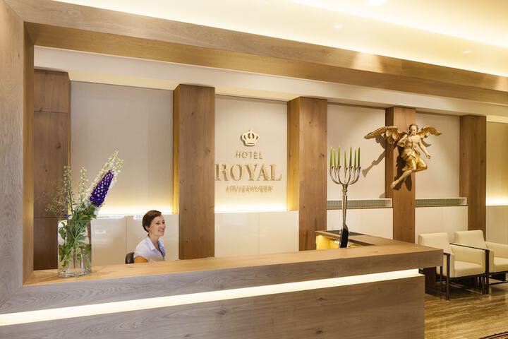 Hotel Interior 6 of 130