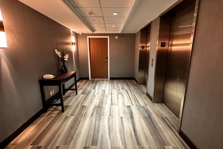 Hotel 73 of 74