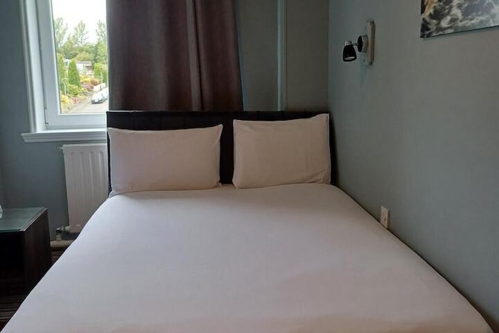 Room 29 of 69