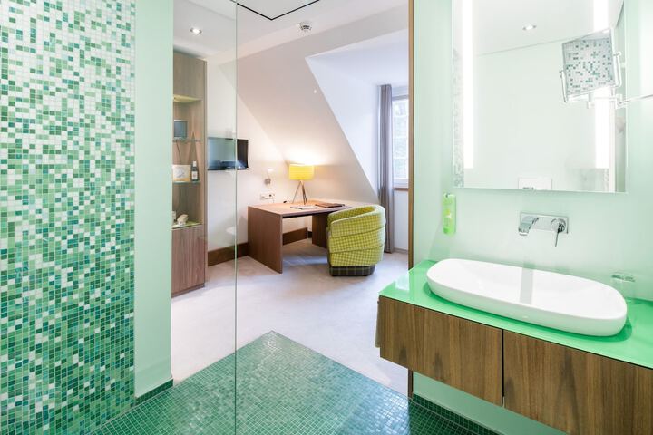 Room 21 of 52