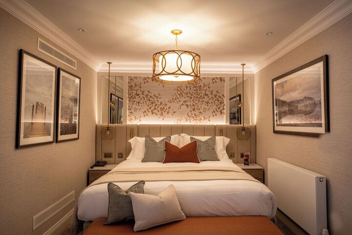 Room 10 of 95