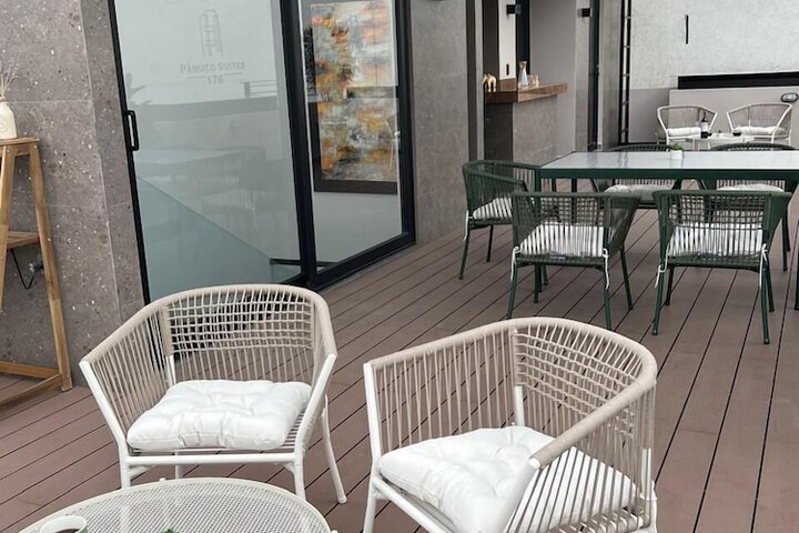 Terrace/Patio 12 of 29