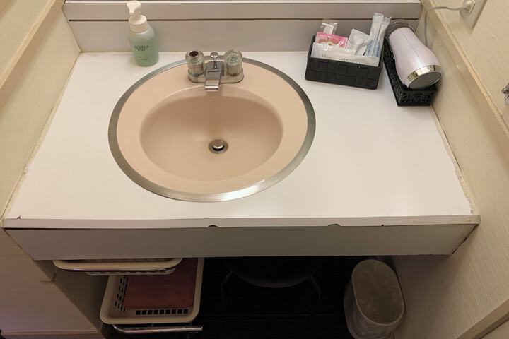 Room 9 of 21