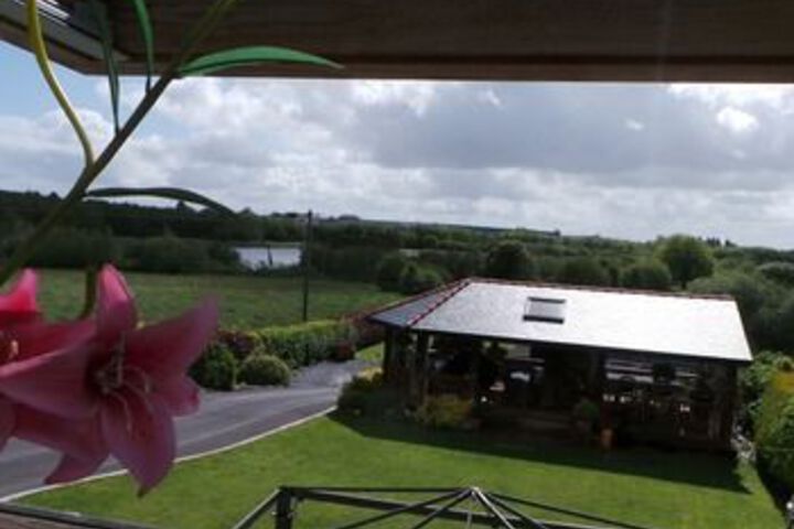 Terrace/Patio 2 of 18