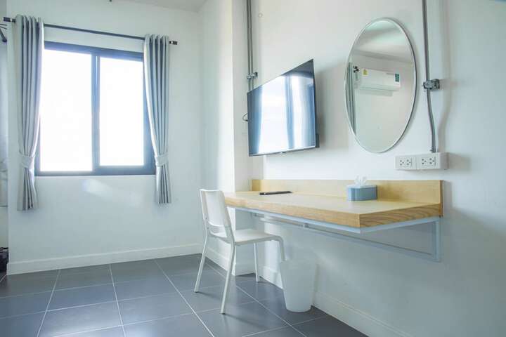 Room 17 of 25