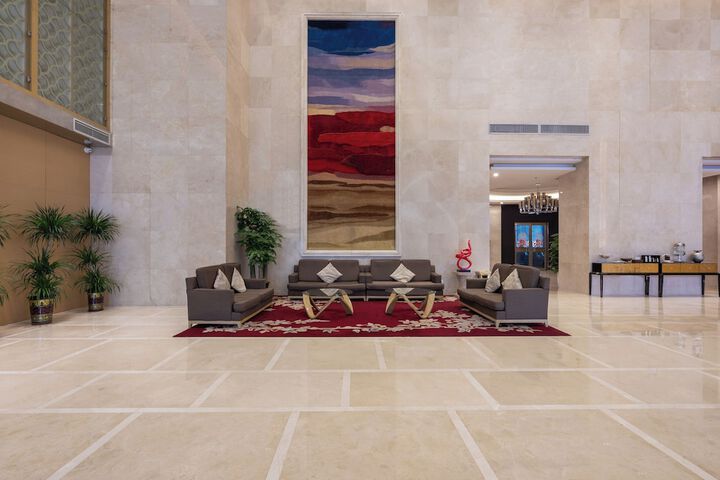 Hotel Interior 4 of 28