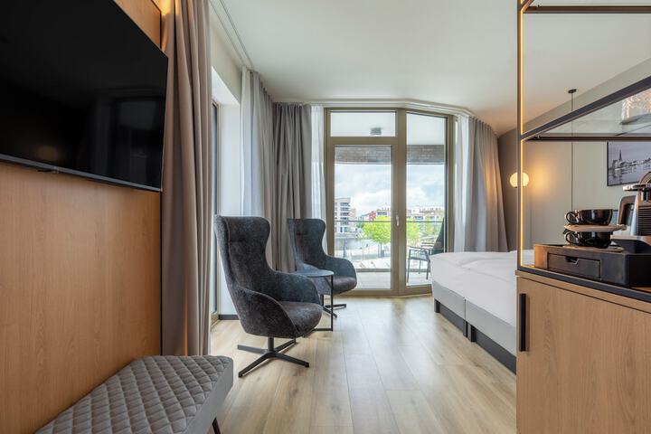 Room 21 of 73