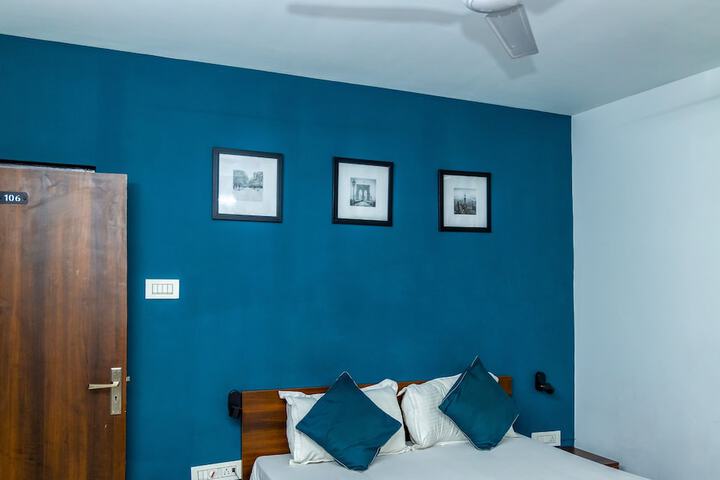 Room 16 of 31