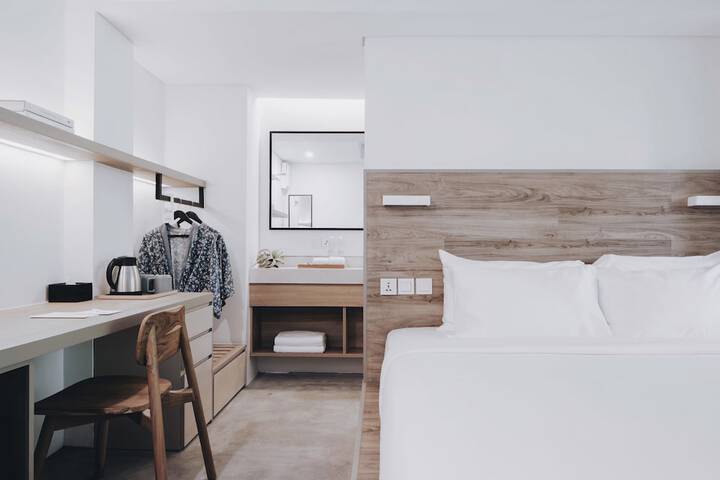 Room 7 of 71