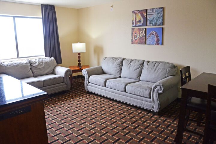 1 King Bed (3 of 27)