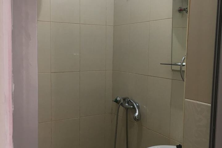 Room 34 of 34