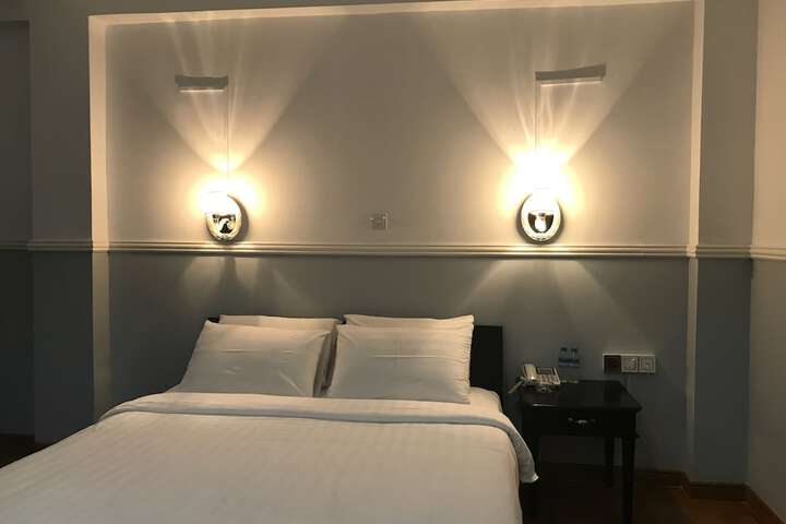 Room 16 of 41