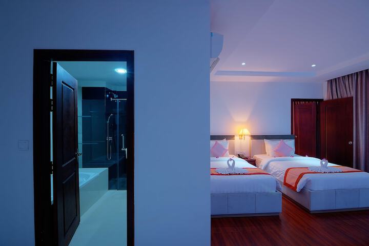 Room 25 of 91