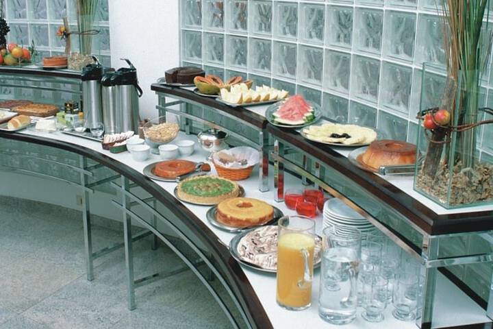 Breakfast/Coffee Service 24 of 27