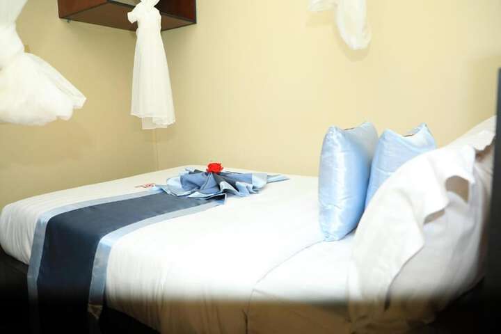 Room 3 of 31