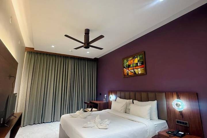 Room 21 of 103