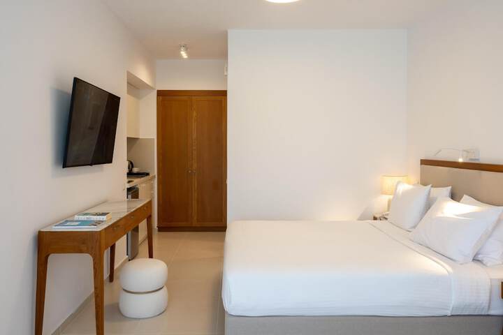 Room 41 of 199