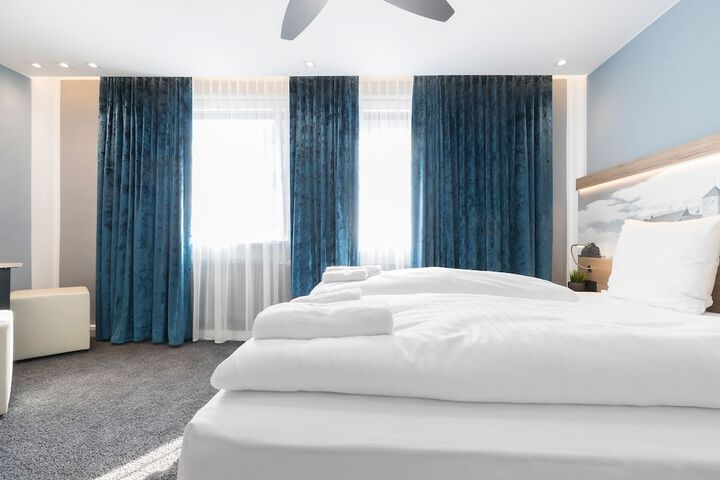 Room 3 of 30