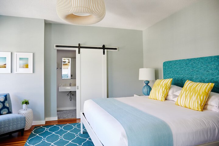 Room 20 of 65