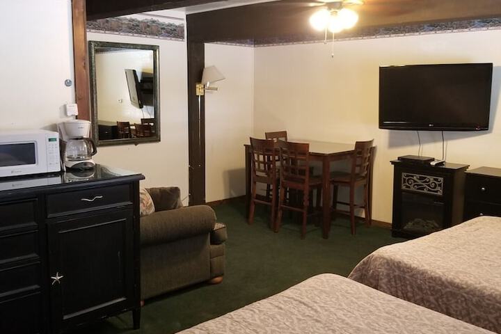 Room 32 of 149