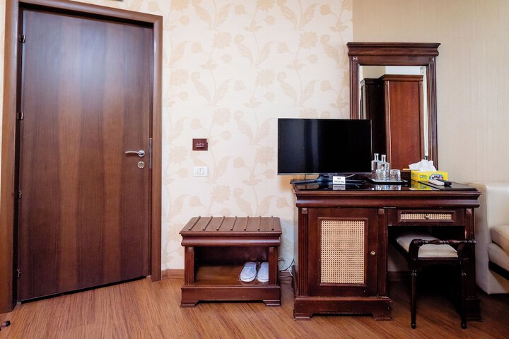 Room 78 of 169