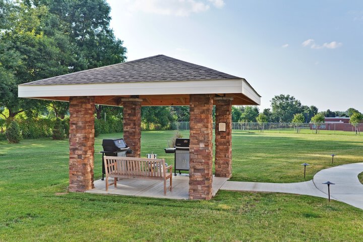 BBQ/picnic area
