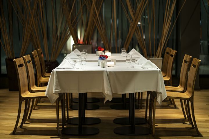 Dining 47 of 59