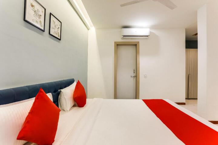 Hotel O Omkar