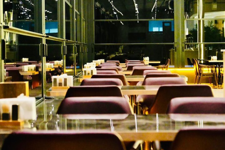 Dining 33 of 36