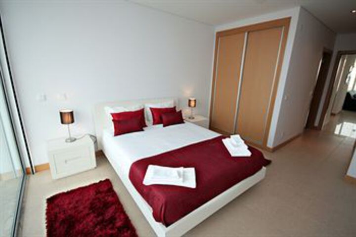 Room 12 of 20