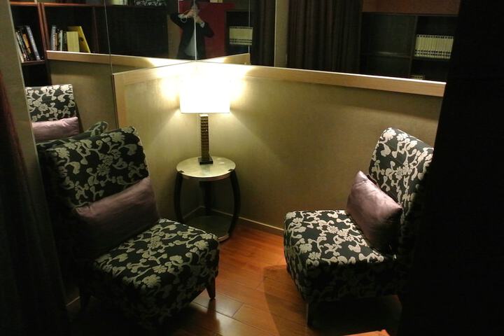 Hotel Interior 9 of 69