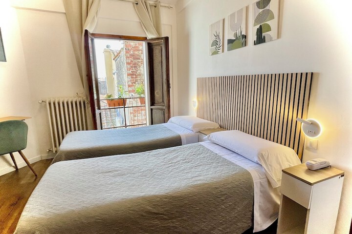 Room 40 of 81