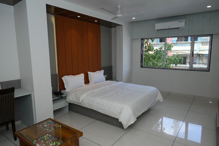 Room 22 of 46