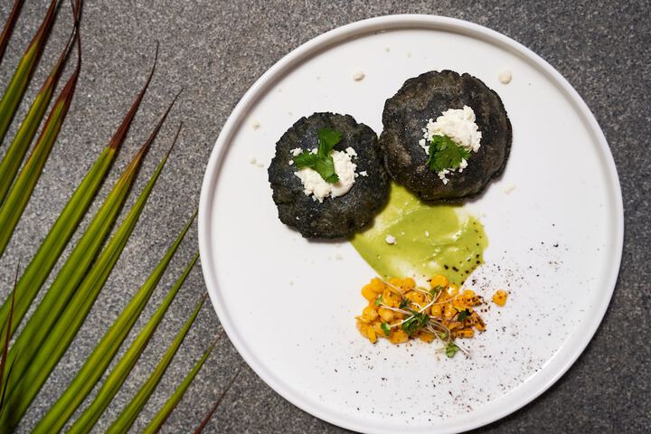 Dining 64 of 92