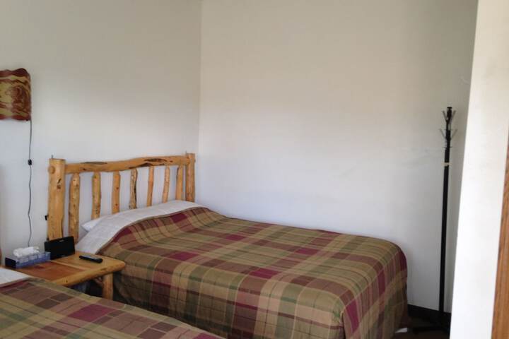 Room 5 of 49