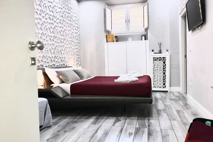 Room 14 of 37