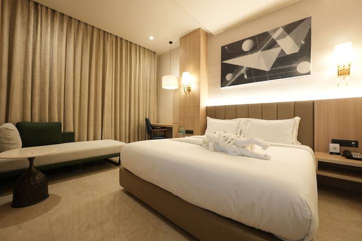 Room 10 of 50