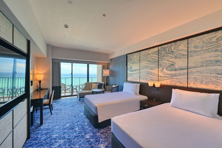 Room 52 of 147