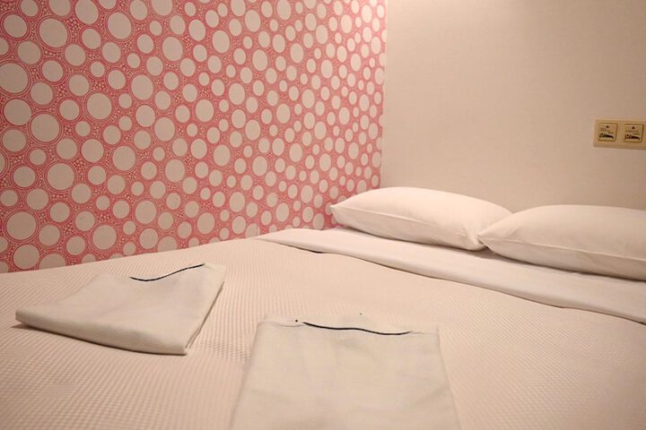 Room 33 of 55