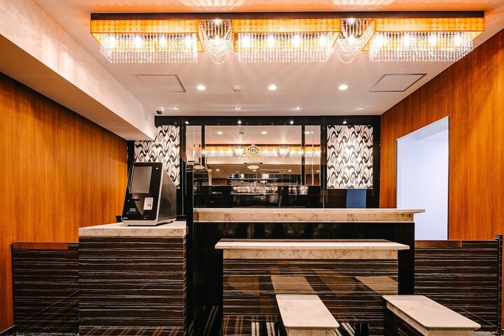 Hotel Interior 4 of 40