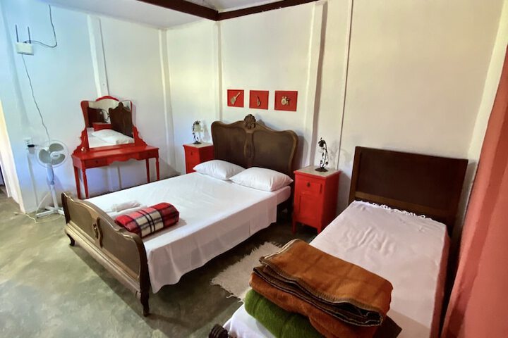 Room 5 of 50