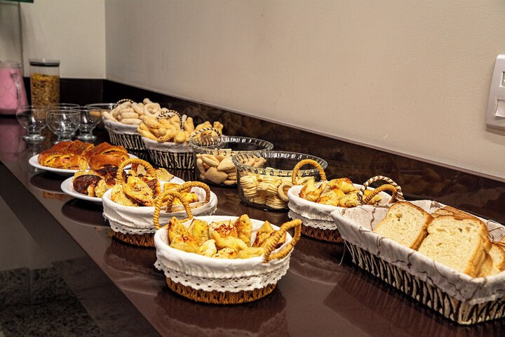 Dining 87 of 115