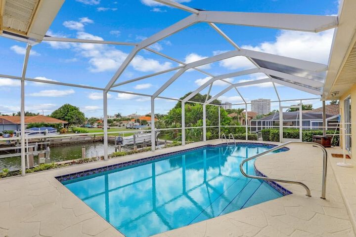 Pool 19 of 46