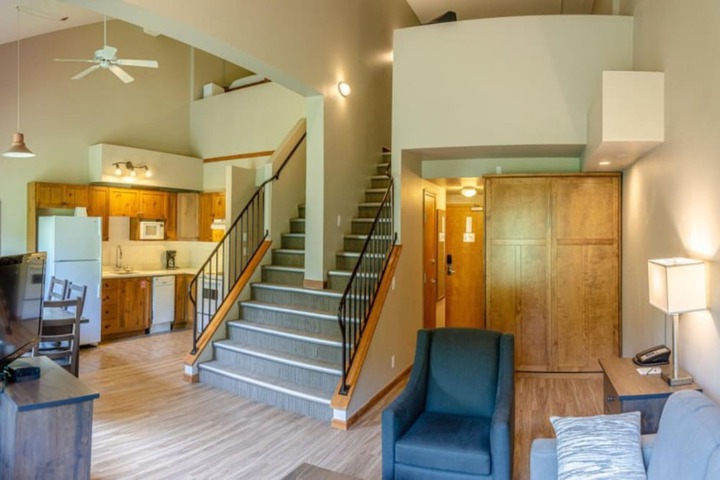Room 150 of 266