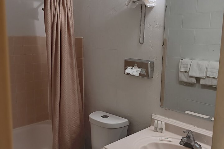 Room 20 of 26