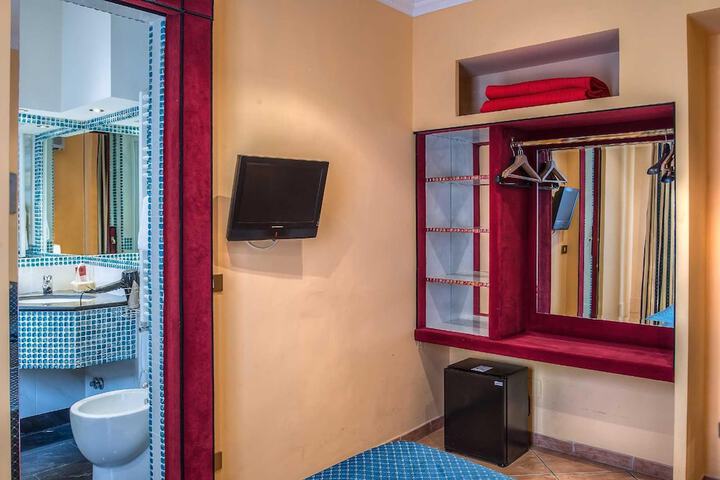 Room 31 of 56