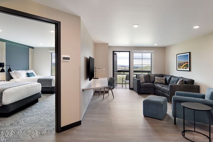 Room 17 of 35